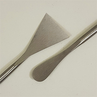 FORGED METAL MODELLING TOOL CURVED AND L.TRIANGLE
