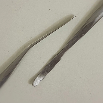 FORGED METAL MODELLING TOOL SERR CURVED ENDS